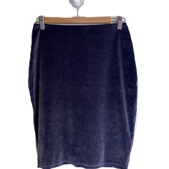 ARITZIA TALULA Purple Velvet Bodycon Casual Classic Mini Skirt Size Small - Picture 1 of 11